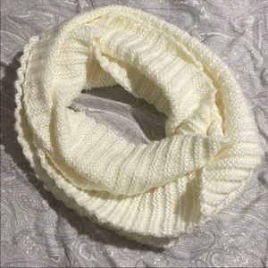 Brand New Warm White Infinity Scarve